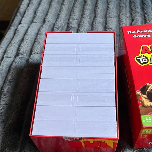 Card Game - Red - Picture 2 of 3